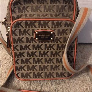 Micheal Kors Crossbody